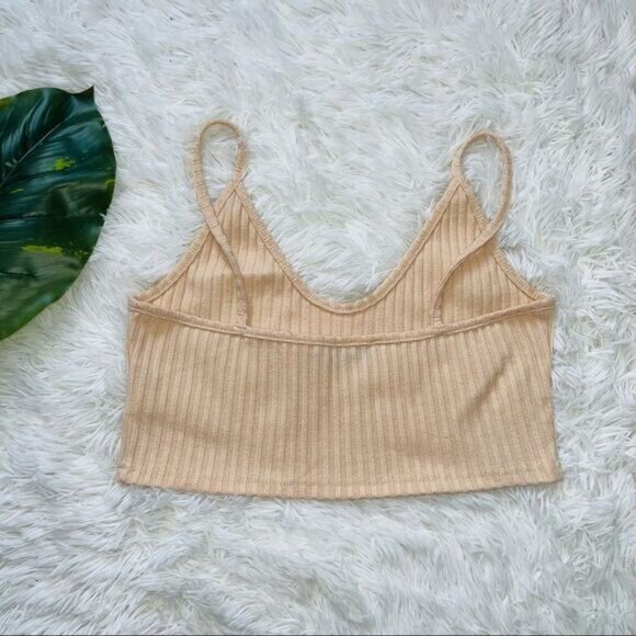 🤍 3/$30 SHEIN | Ribbed Cropped Tank Top Medium - Picture 2 of 3